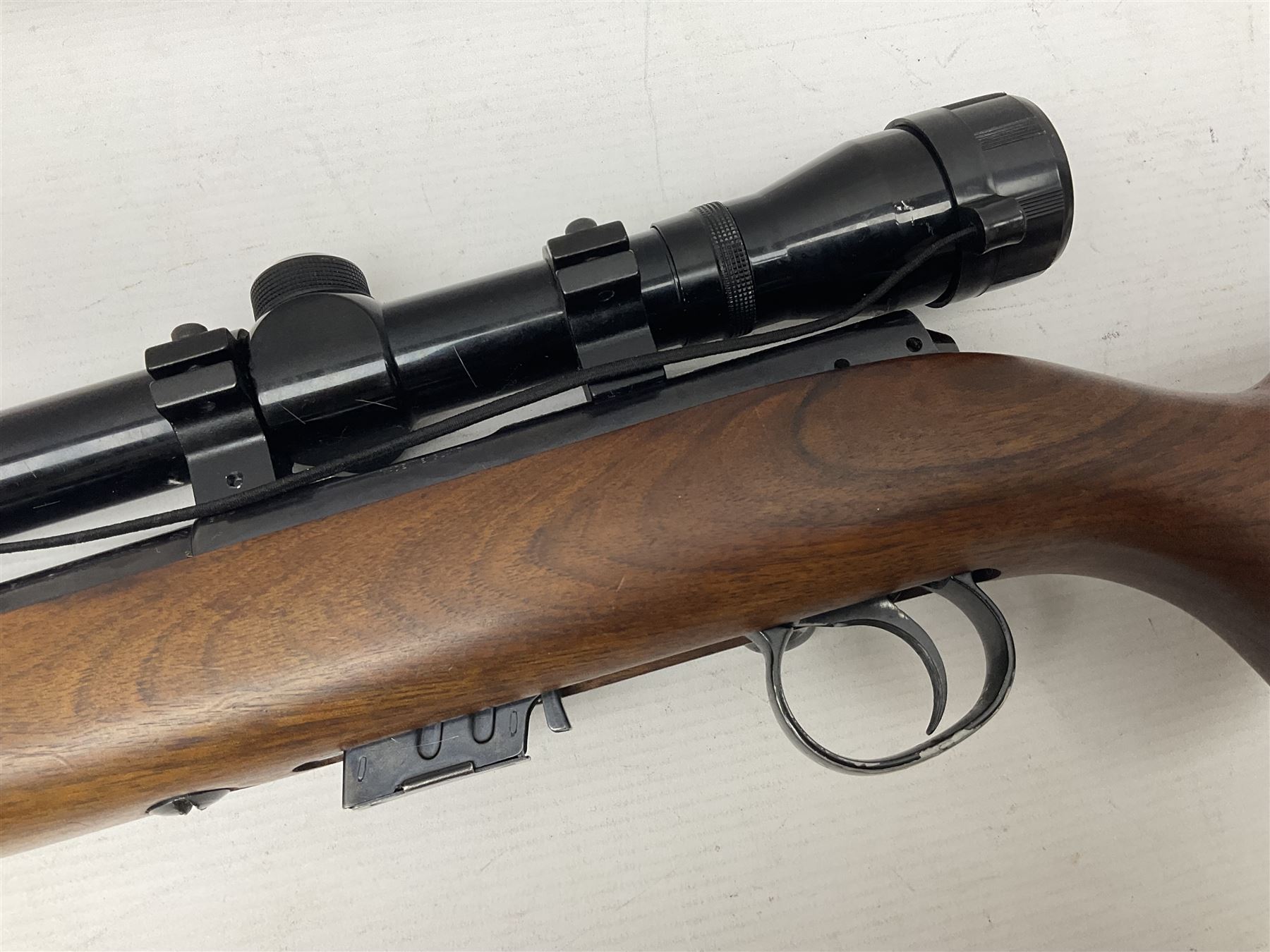 FIREARMS CERTIFICATE REQUIRED - BSA Supersport 5 bolt-action .22 LR rim-fire rifle with five-shot magazine, the 58.5cm (23