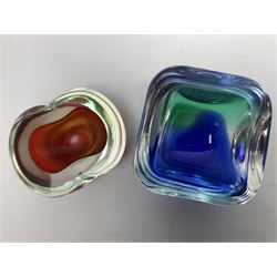 Murano glass Vetreria Artistica Oball bowl, together with a similar example, H6cm 