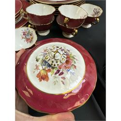 Hammersley tea and dinner service, including twelve dinner plates, twelve teacups, two sauce boats, two covered dishes etc  