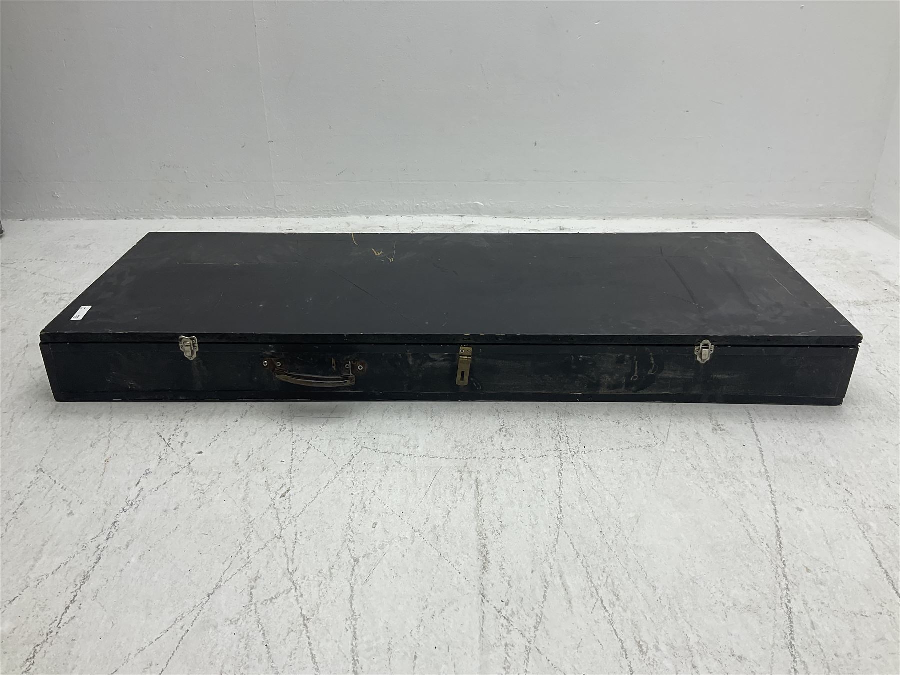 Shine offset V-shaped six string electric guitar, in fitted case