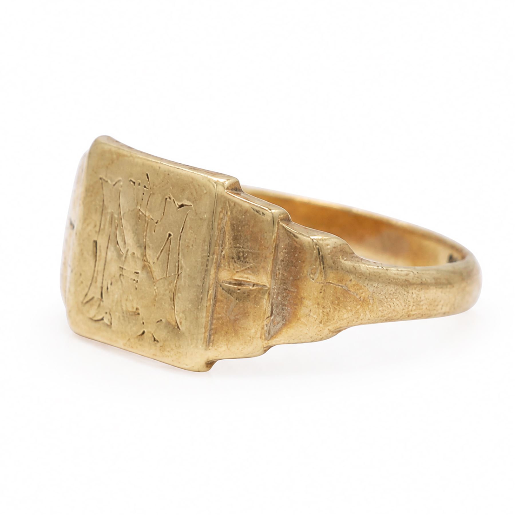 9ct gold signet ring, hallmarked 