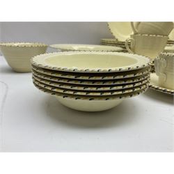 Art Deco Crown Ducal tea and dinner wares, reg no. 784158, comprising dinner plates, teacups, saucers, coffee cups, crescent shaped side plates, bowls, eggcups, etc, (93)