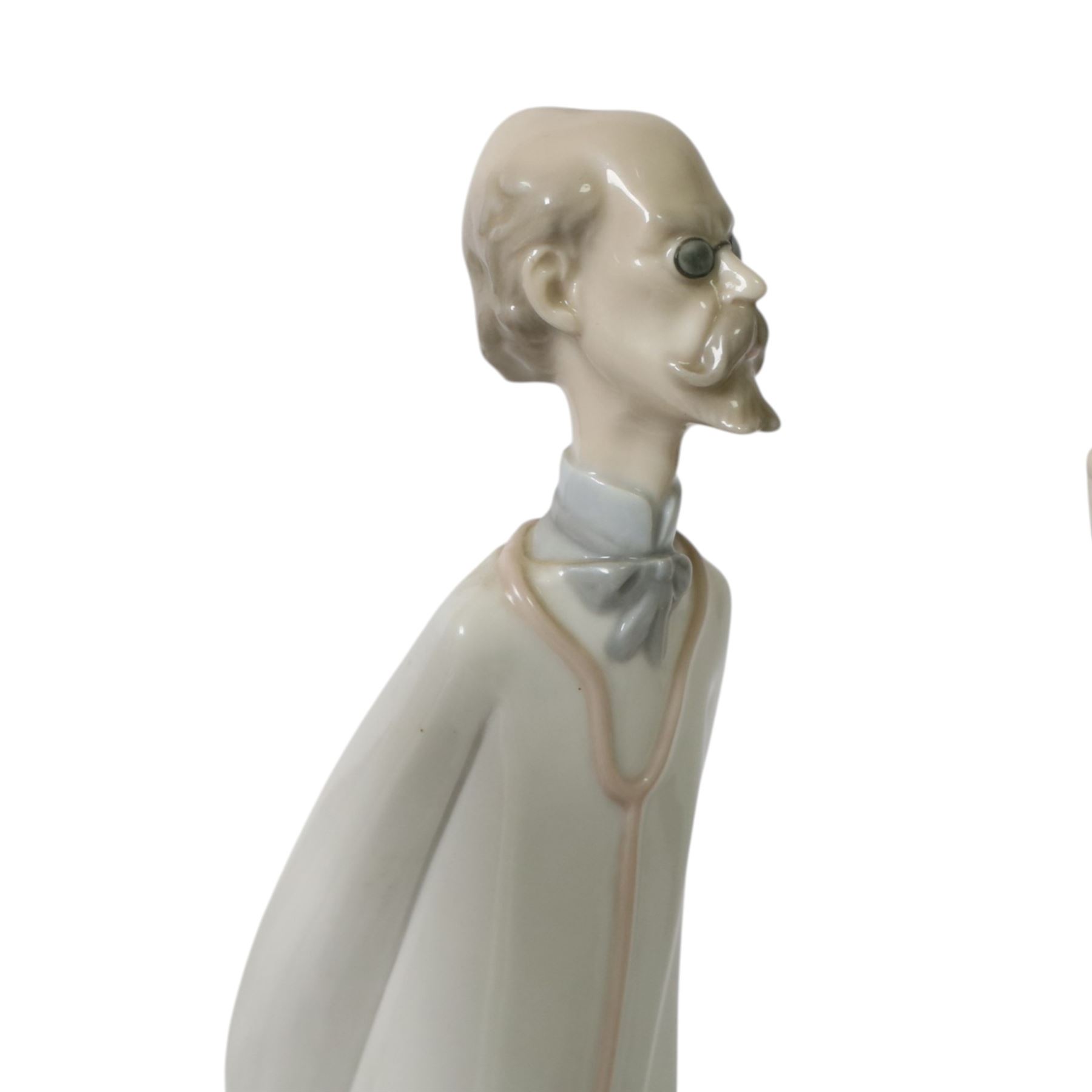 Four Lladro figures, comprising Obstetrician 4763, The Doctor 4602, Nurse 4603 and Dentist matt 4762 