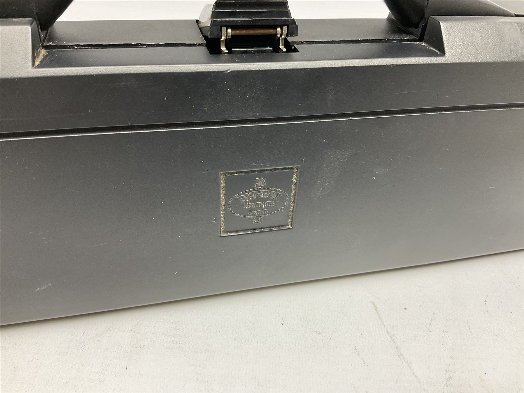 Buffet Crampon Paris three-piece flute, marked Cooper Scale AKC E, serial no.715182; cased