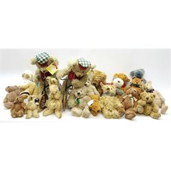 Twenty-one modern collectable soft toys including Special Collector's Edition Biking Teddy, kangaroo with joey, Ganz Cottage, Mary Meyer, Boyds Collection, Hookes, Connoisseur, Ty, Korimco etc; various sizes (21)