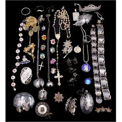 Collection of silver jewellery including pendants, brooches, bracelets, rings etc 
