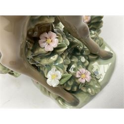 Two Lladro deer figures, comprising A Fawn and Friend no 5674 and Hi There no 5672, both with original boxes, largest example H14.5cm