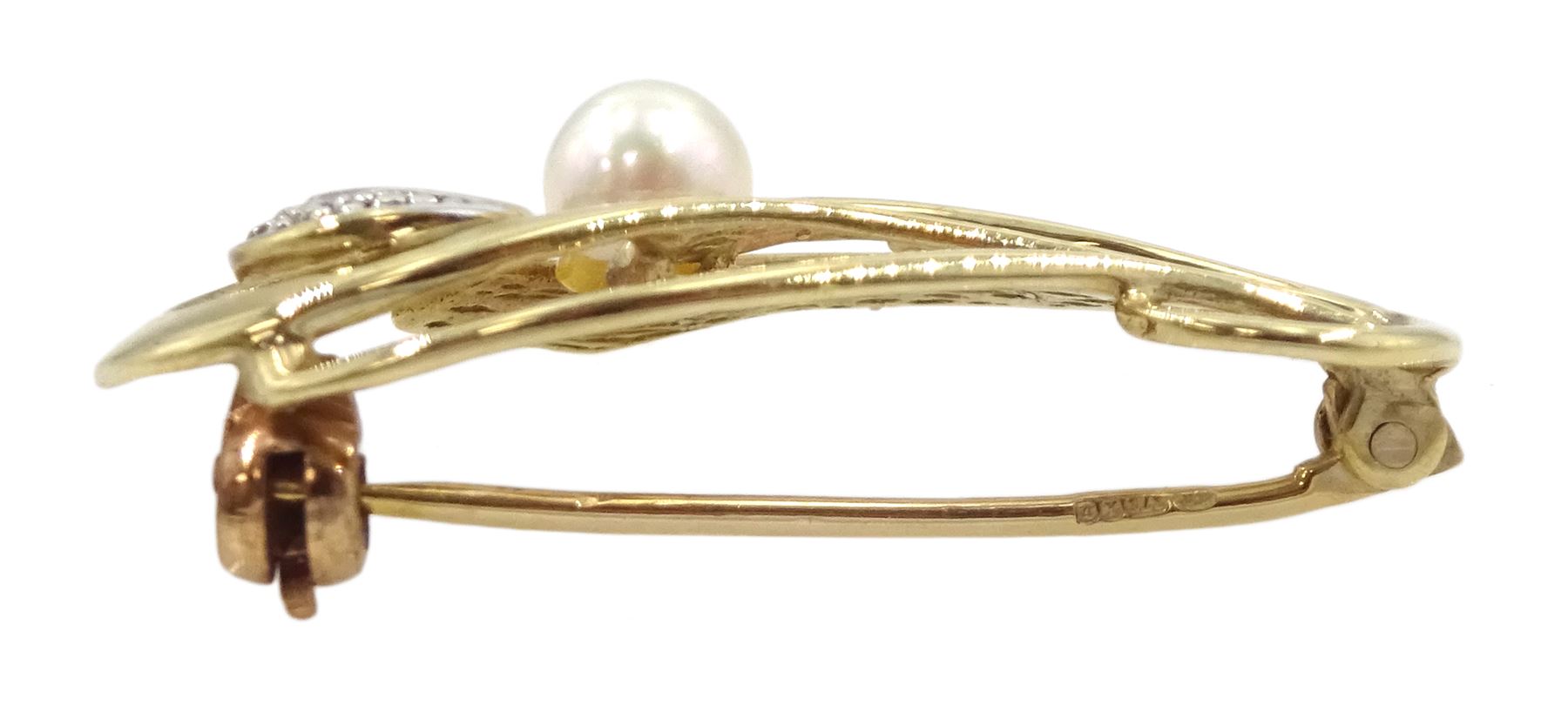 9ct gold opal and diamond chip brooch, stamped 375