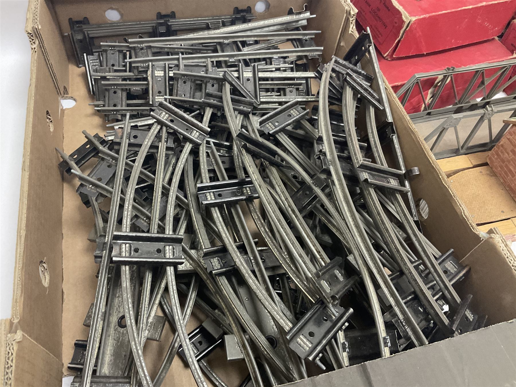 Hornby ‘0’ gauge - LNER 0-4-0 no.460 type 101 locomotive in green with key; further boxed ‘0’ gauge to include no.1 Crane Truck, no.2 single arm signals, open and closed goods wagons and cars; large quantity of track to include railway crossing, straight and curved track etc, in two boxes 