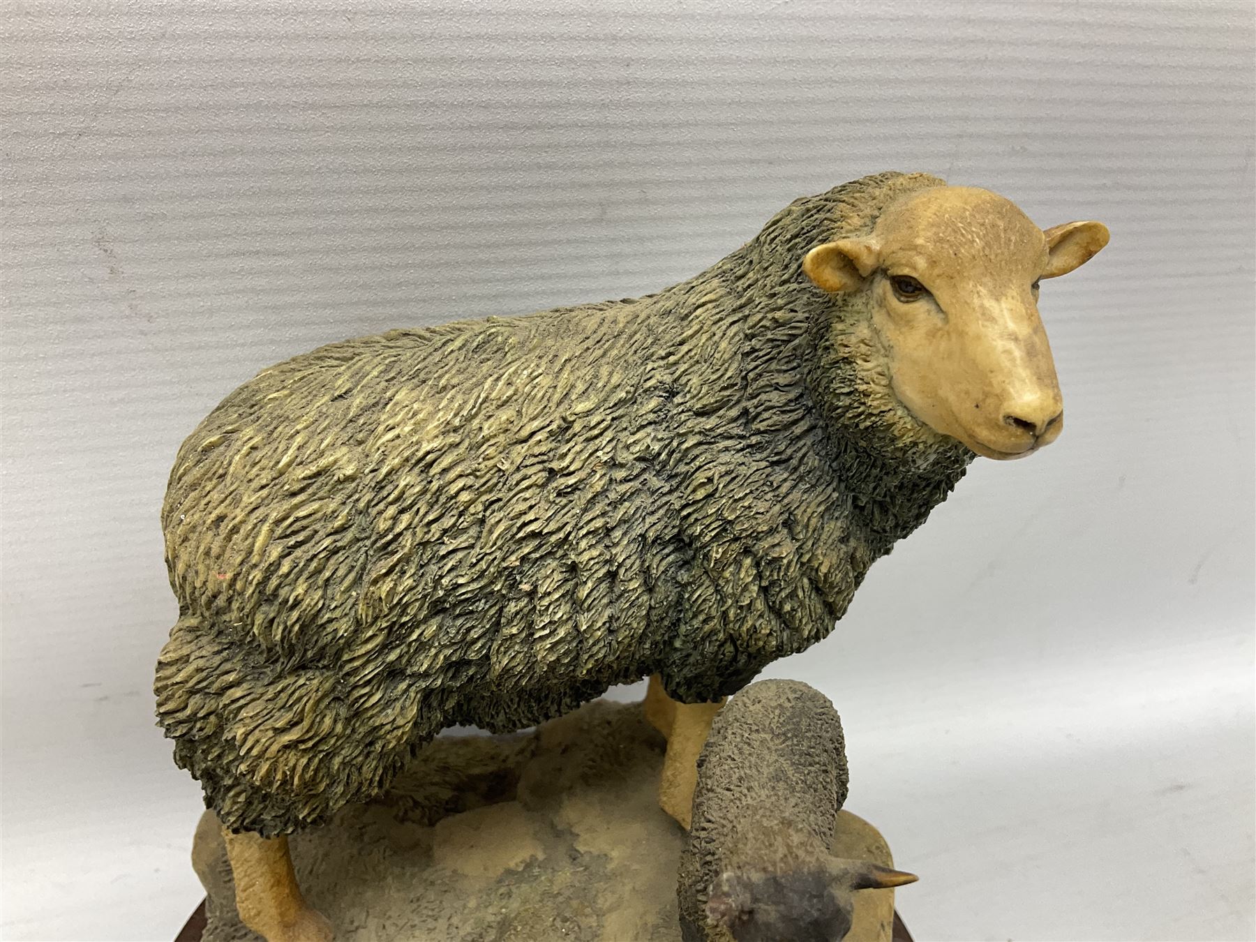 Border Fine Arts limited edition Herdwick Ewe and Lamb figure group, by Ray Ayres, 270/500, with wood base and certificate, H16cm