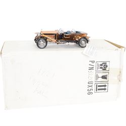 Five Franklin Mint 1:24 scale diecast models, comprising 1929 Rolls Royce Phantom I Cabriolet De Ville, 1925 Rolls Royce Silver Ghost, 1907 Rolls Royce Silver Ghost, 1914 Rolls Royce Silver Ghost and 1911 Rolls Royce Tourer, all in original packaging with paperwork