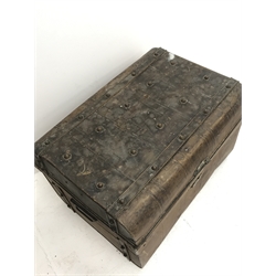 Early 20th century metal trunk, scumbled paint finish, W75cm, H51cm, D57cm