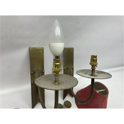 Two brass wall lights with shades, H22cm