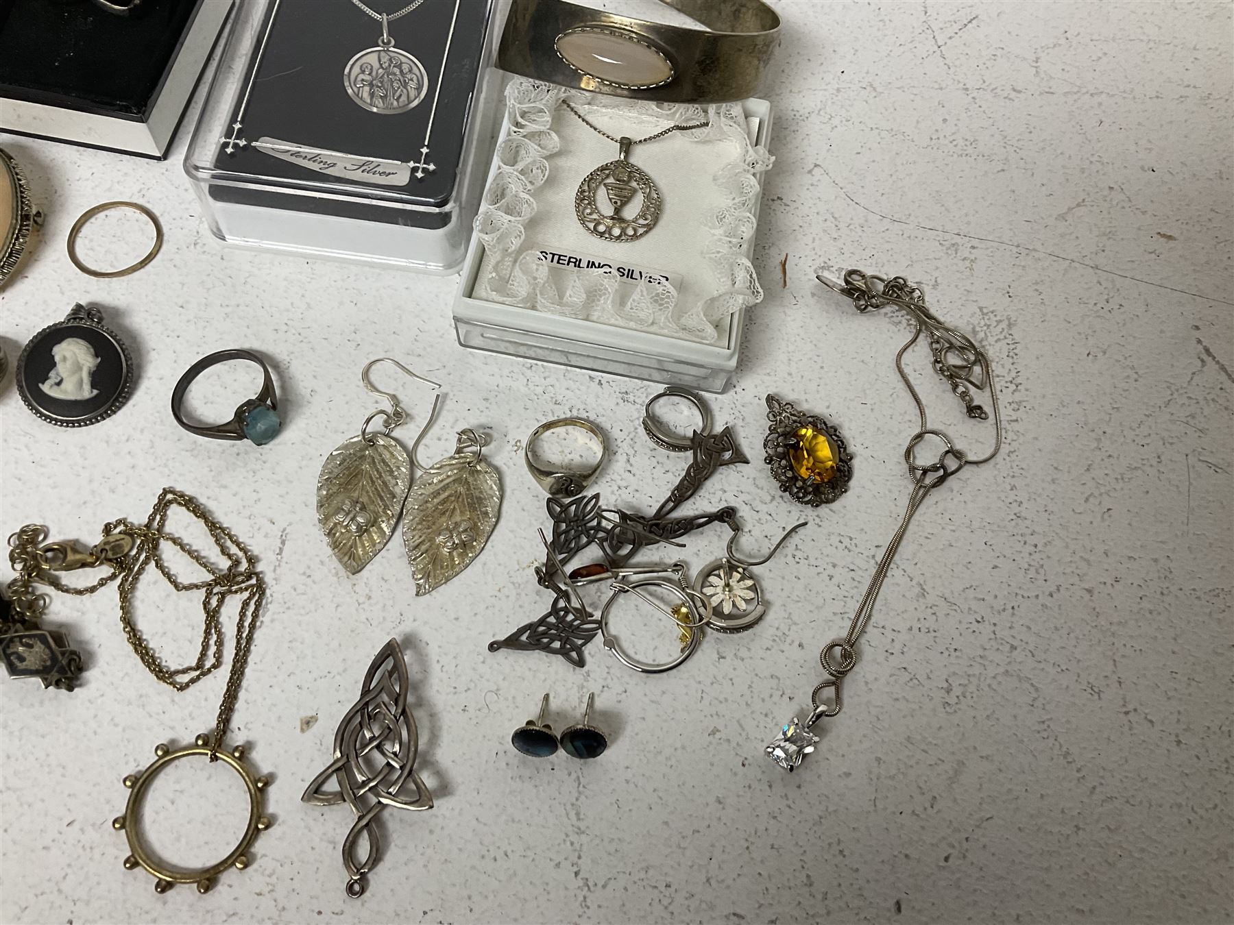 9ct gold band, silver jewellery including charm bracelet, rings, earrings, bracelet, necklaces, etc 