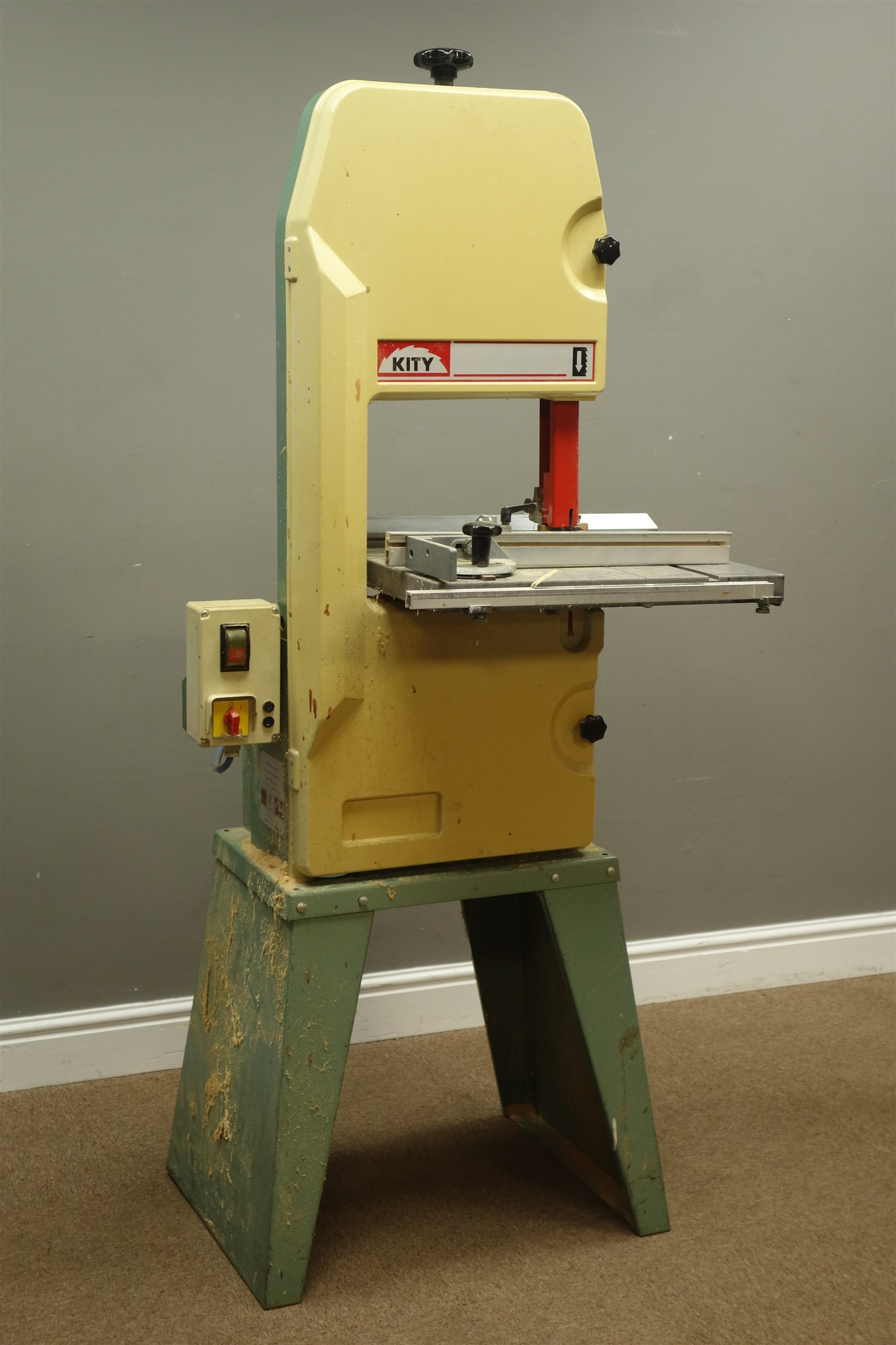 KITY 613 Band saw, no. 219 DA 0255 V09 83 Antiques & Interiors