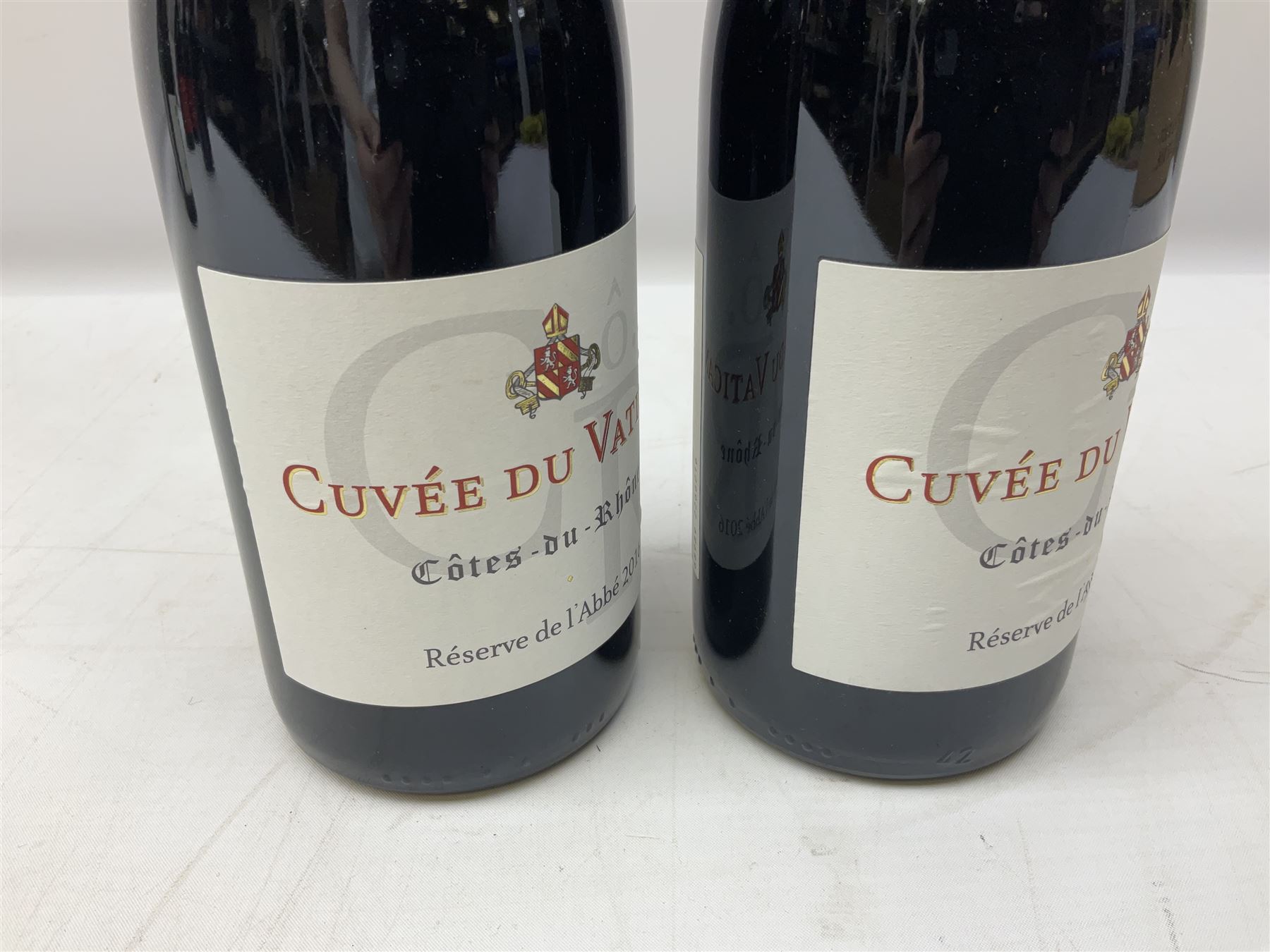 Dow's Trademark Finest Reserve Port, 75cl 20% vol, mixed red wines, two bottles Cuvee Du Vatican Cotes-du-Rhone Reserve de l'abbe 2016, 750ml 14%, Corsiero Nero Nero di Troia 750ml 13% vol and six others of various contents and proofs (9)