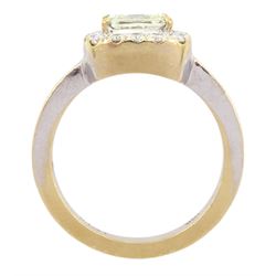 18ct gold diamond cluster ring, the central princess cut light yellow diamond of approx 1.00 carat, with round brilliant cut white diamond surround, total diamond weight 1.31 carat
