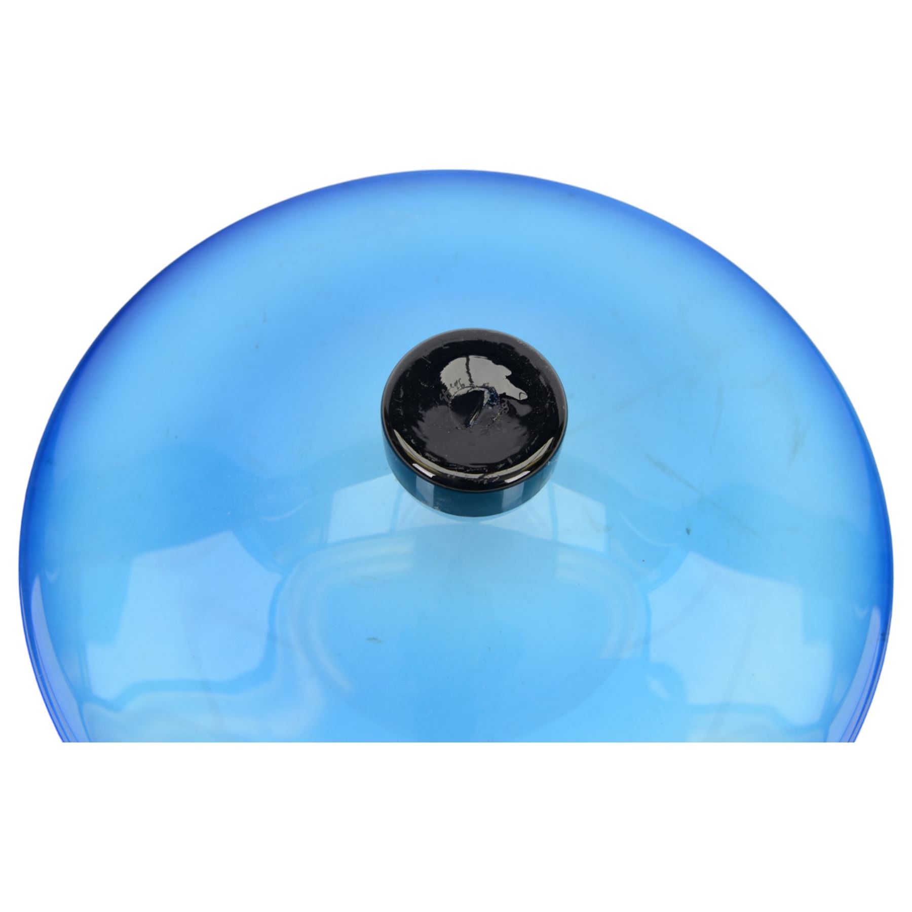 Gillies Jones Rosedale blue glass plateau raised on a short pedestal foot, signed and dated '92, D32cm