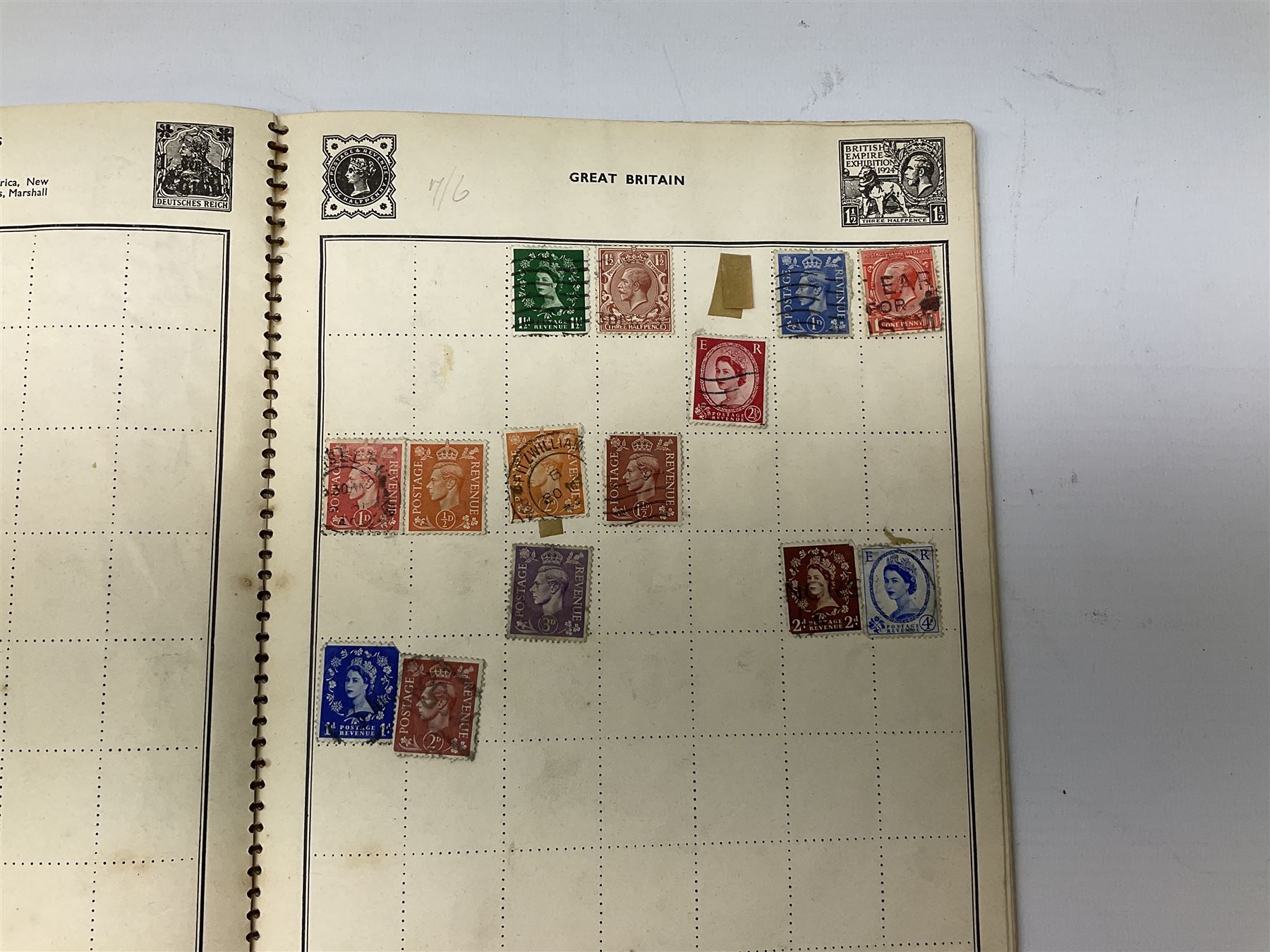 Comic postcards including Bamforth and Quip examples together with WW1 postcards, a collection of world stamps including examples from China, and other ephemera 