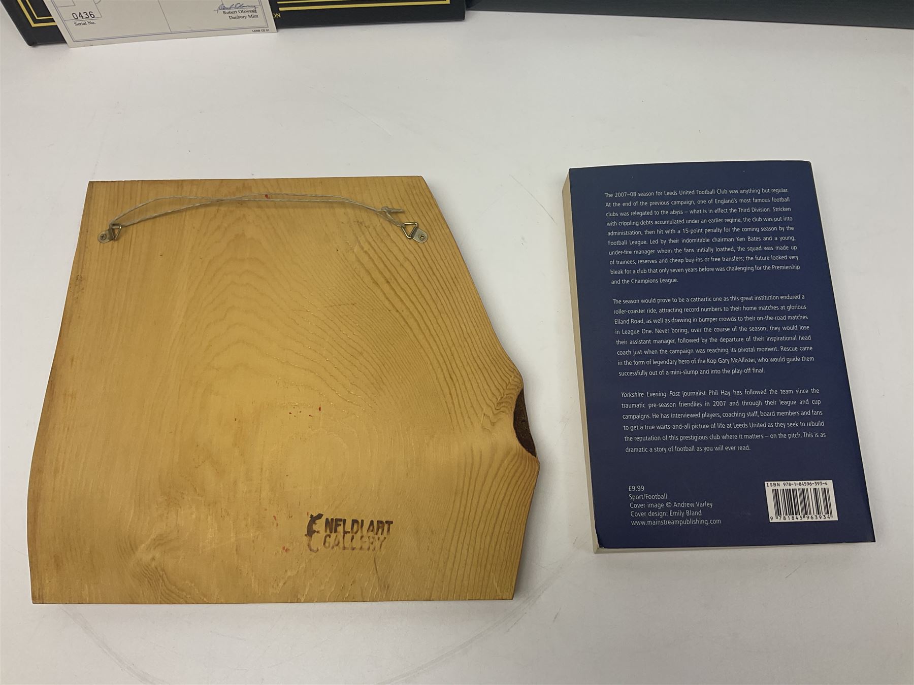 Leeds United football club - football association challenge cup competition final Saturday 11th April 1970 Chelsea vs Leeds United at Wembley programme, football association charity shield Saturday 10th August 1974 Leeds United vs Liverpool programme, various supporters pin badges, scarf for the league 1 playoff final Wembley stadium 25th May 2008, Danbury Mint 'Great Moments in the History of Leeds United' leather bound collectors edition, various used home game tickets etc