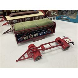 Corgi - various models both boxed and loose to include Dibnahs Choice 1 50 scale 80308, Classics 31702 and 97920, along with loose 1937 Rolls Royce 111 Sedance de Ville model, further mostly Showmans Range models and assembled fairground kits
