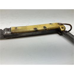 Early 20th century Royal Garrison Artillery Orkney army folding jack/clasp knife, the blade inscribed 'Orkney R.G.A.(T) and marked F. Newton Premier Sheffield, with blade and marlin spike and horn grips