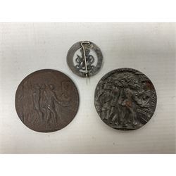 George V WW1 war badge 'For King and Empire Services Rendered' No.484017 (details of recipient in condition report); and two WW1 RMS Lusitania bronzed iron medallions; unboxed (3)