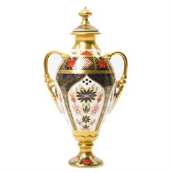 Royal Crown Derby Imari 1128 pattern, Tissington vase and cover, with printed mark beneath...
