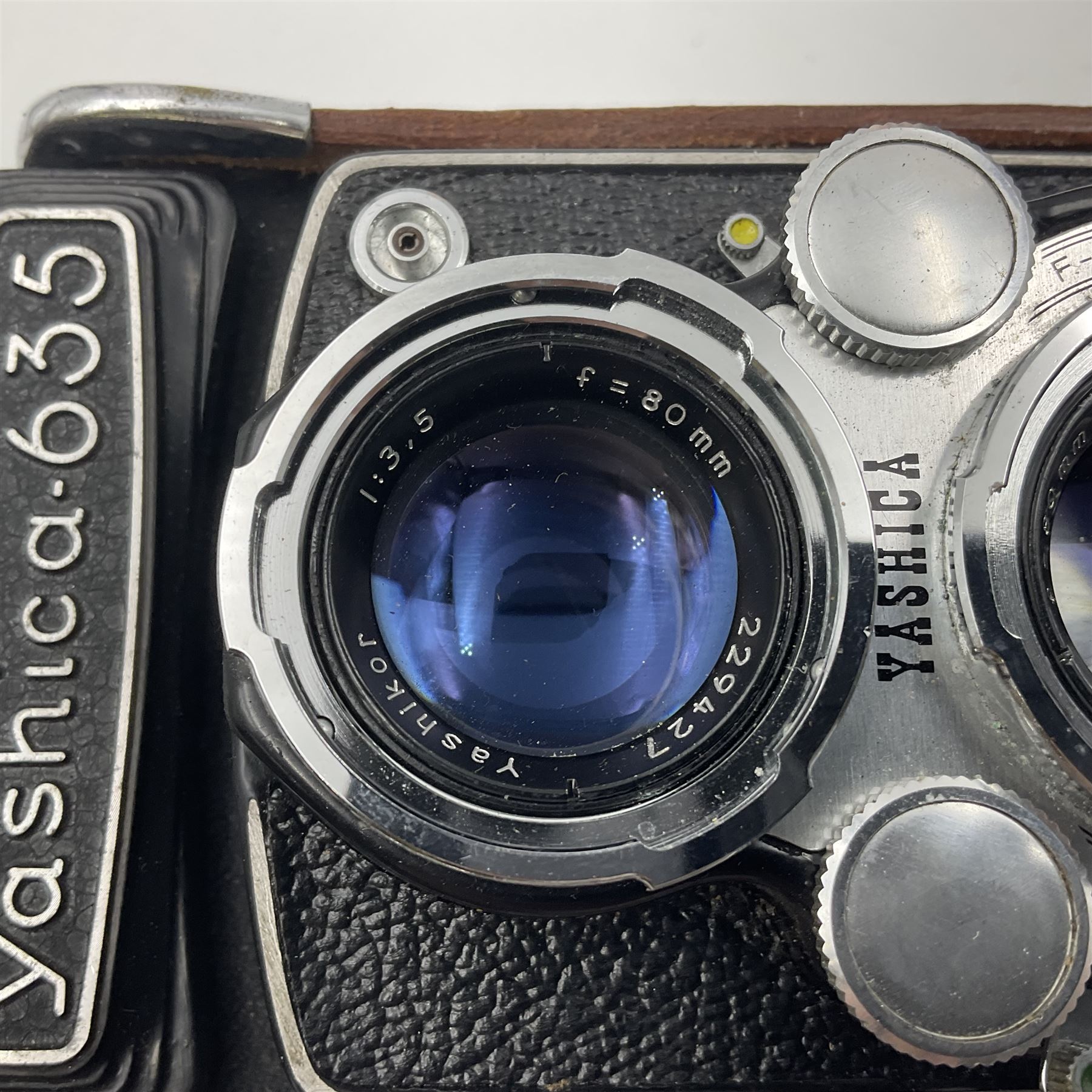 Yashica-Mat Copal MXV camera body, serial no 408717, with Yashinon 1;3.2 f=80mm' and Yashinon 1;3.5 f=80mm' lens serial no 460802, together with Yashica 635 Copal-MXV camera body serial 4080675 with Yashinon 1;3.5 f=80mm' lens serial no 229427 and 'Yashikor 1;3.5 f=80mm' lens serial no 228386