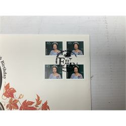 Eight coin covers including, 'Her Majesty Queen Elizabeth II 70th Birthday' containing a 1996 Canadian one ounce silver coin, three coin covers commemorating the 21st Birthday of HRH Prince William each containing a silver coin, '1895 1952 A Tribute to HM King George VI' containing a South Africa 1952 five shilling coin, 'The Notting Hill Carnival' containing a 1998 fifty pence etc (8)