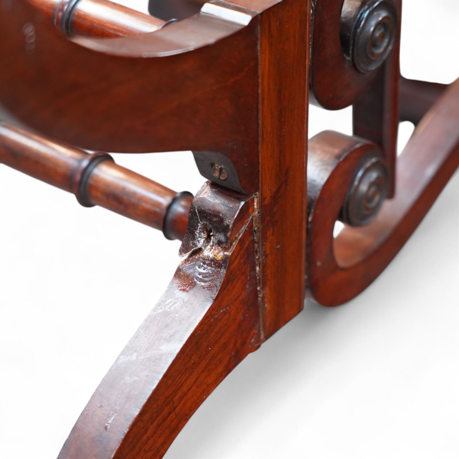 Early 19th century Regency burr elm work table, rosewood crossbanded top with notched corners above shaped end supports united by a turned stretcher, on brass paw feet and castors, stamped W Mason on lower turning