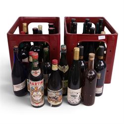 Mixed alcohol, including Principe de Viana 2003 Navarra, Roux Pere & Fils 1995 Bourgogne Chardonnay, etc, various contents and proof 