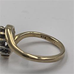 9ct gold diamond cluster ring, hallmarked 