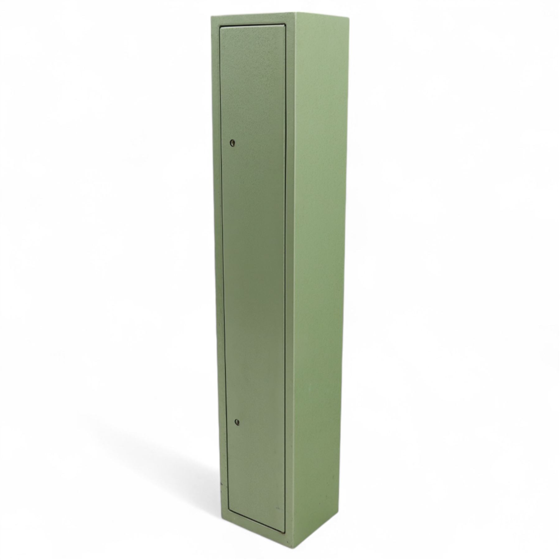 Bailey Structural Ltd green-painted steel gun cabinet, with lockable hinged door, internal shelf and foam rifle rack, complete with key