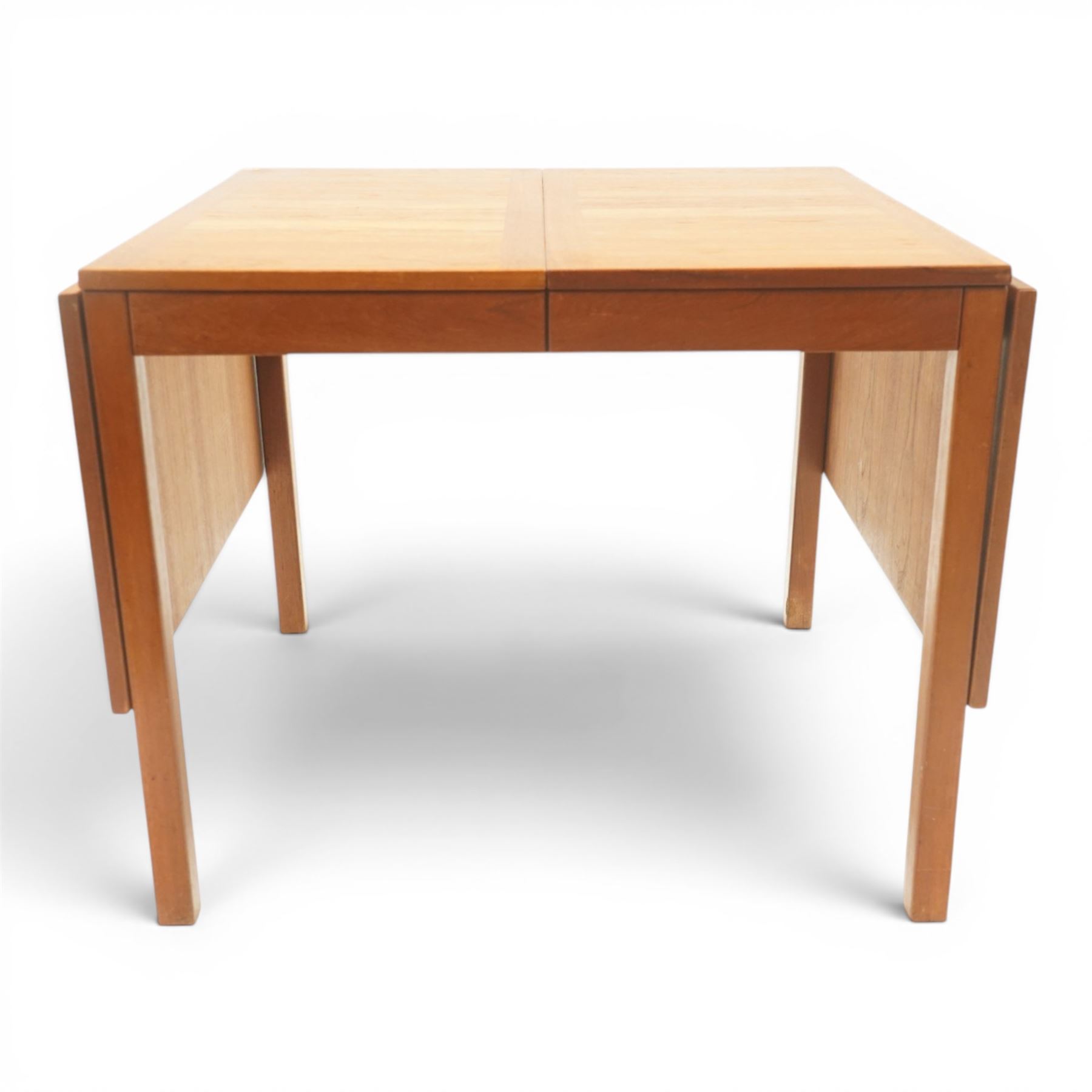 Vejle Stole - Mid 20th century Danish teak table extending and dropleaf table, raised on square supports, extends to 180cm with leaves up, extends to 270cm with leaves up and additional two leaves