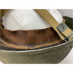 Post-WW2 British Airborne Troops,/Paratroopers Steel Helmet with green textured paint finish, leather and sponge liner and three point chinstrap mounting; liner marked BMB II 1953 71/4