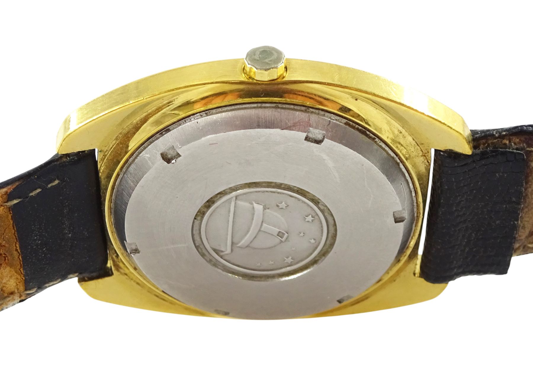 Omega Electronic f300HZ gentleman's gold-plated and stainless steel chronometer quartz wristwatch, Ref. 198.002, gilt dial with baton hour markers and date aperture, on black leather strap with Omega gilt buckle