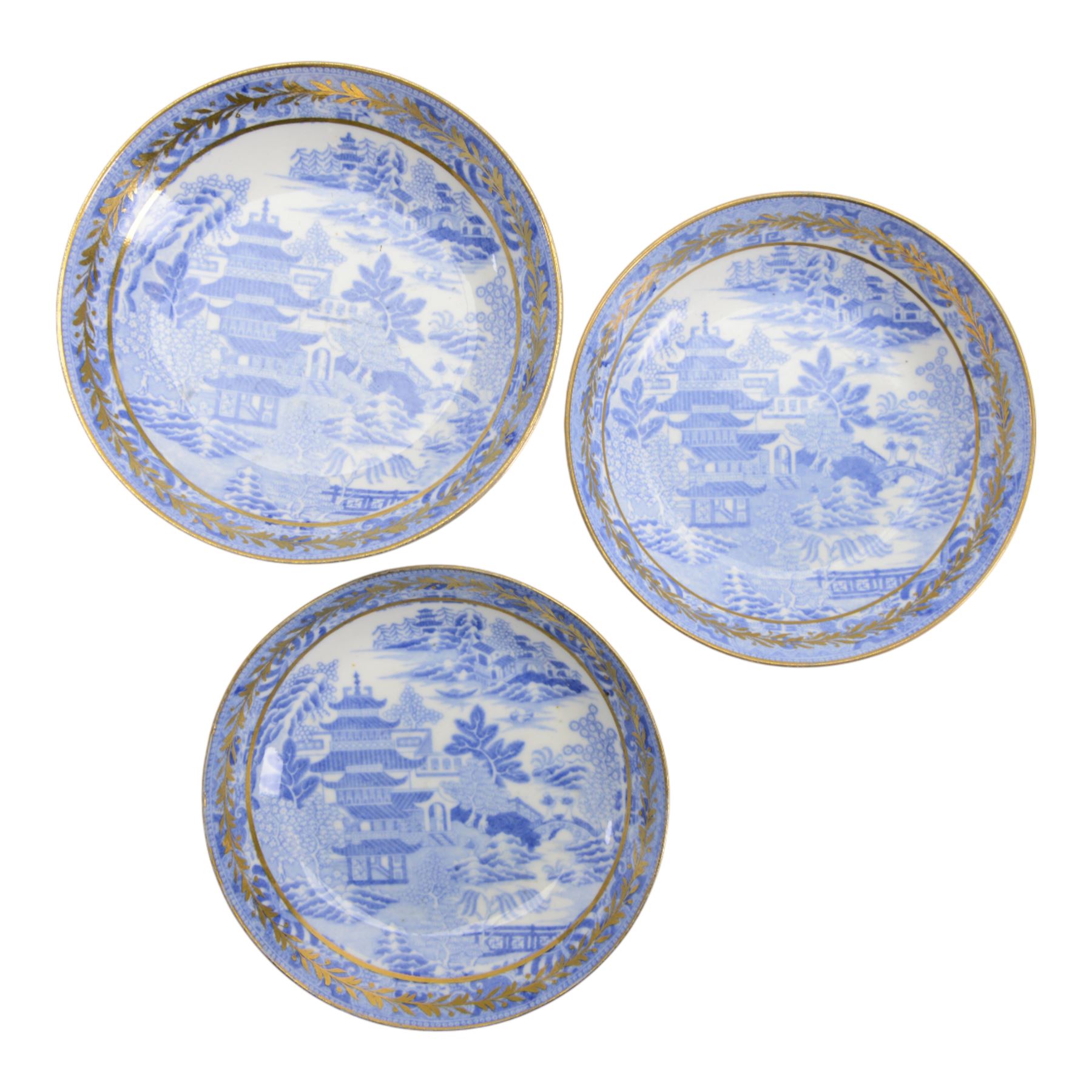 Spode tea service in Temple pattern, comprising twelve cups and saucers, open sucrier, milk jug, two side plates, together with Spode Italian pattern, six cups and saucers