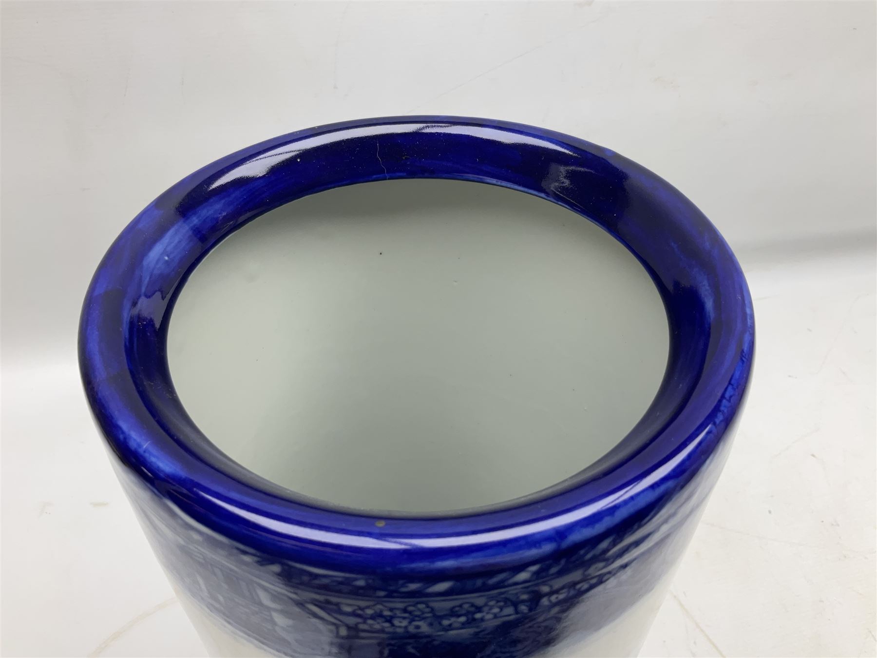 Victoria Ware blue and white umbrella stand, decorated with transfer print decorated with city scape, H43cm