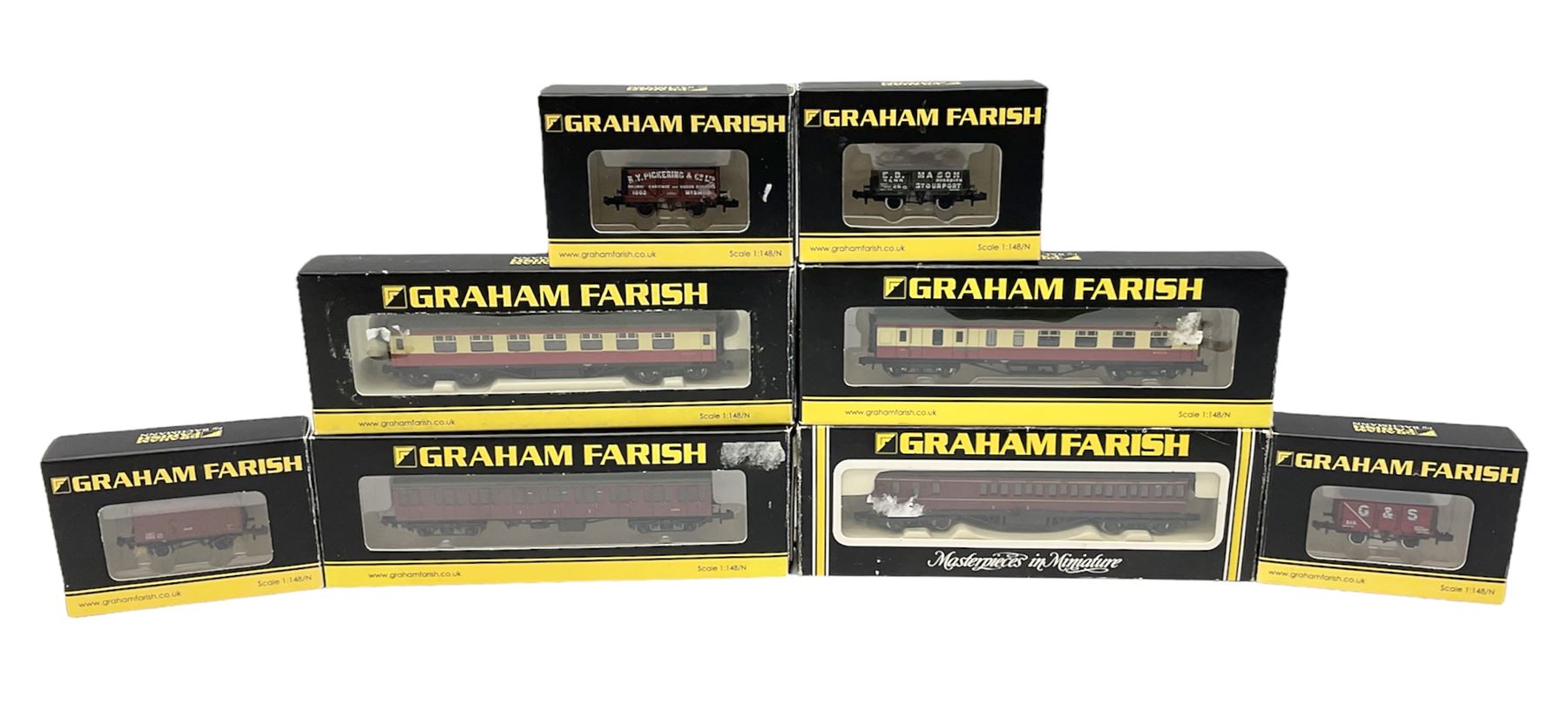 Graham Farish by Bachmann 'N' gauge - Stanier composite first & second coach, Stanier brake second coach, MK1 suburban composite coach and suburban 57ft brake end coach and four wagons (6)