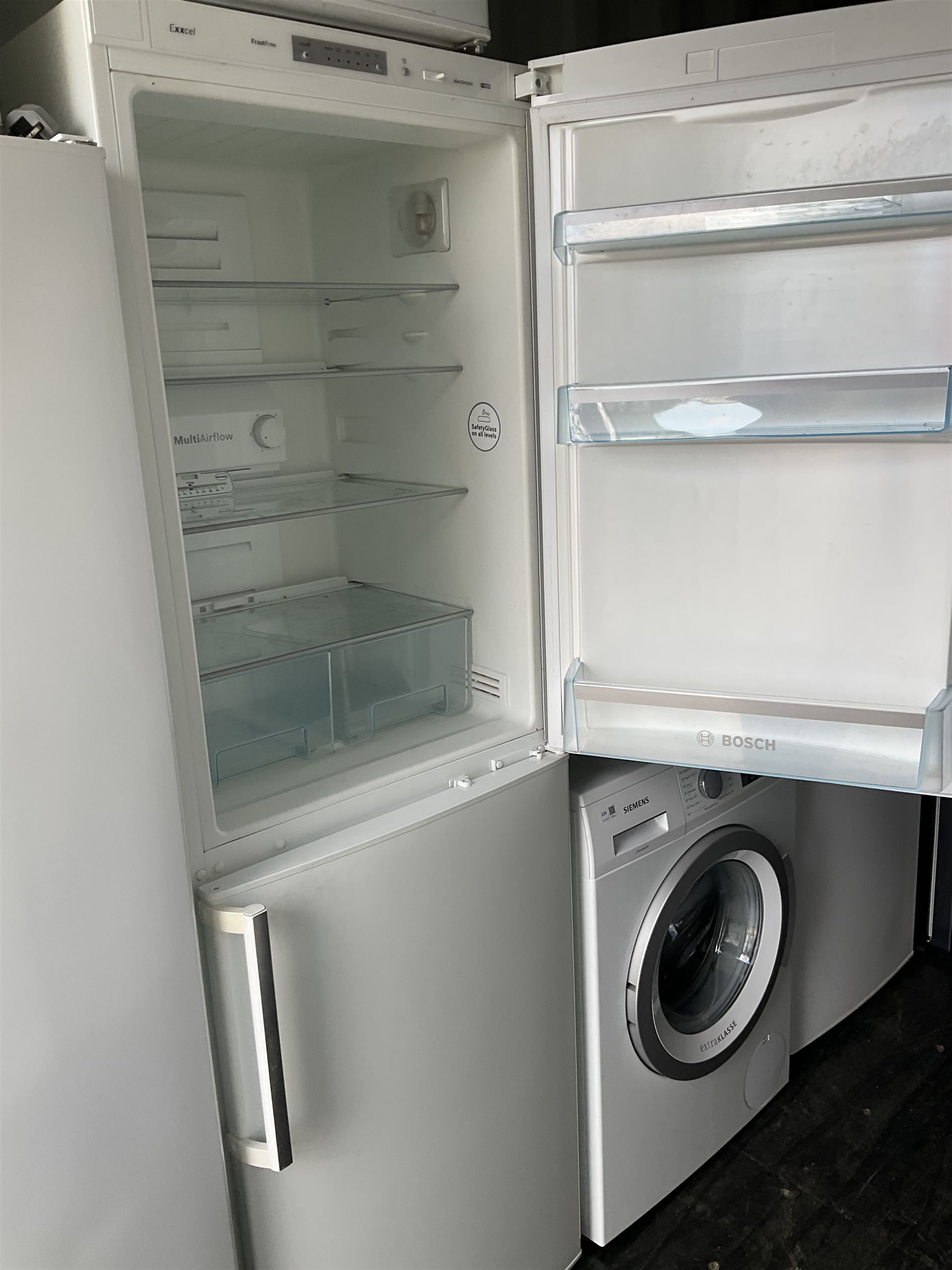 Bosch KGH34X05GB fridge freezer  - THIS LOT IS TO BE COLLECTED BY APPOINTMENT FROM DUGGLEBY STORAGE, GREAT HILL, EASTFIELD, SCARBOROUGH, YO11 3TX