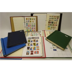  Collection of World stamps in ten albums/folders including Queen Victoria and later Canada, Bolivia, Bulgaria, Austria, Bermuda, Spain, Russia etc, albums sorted by Country  