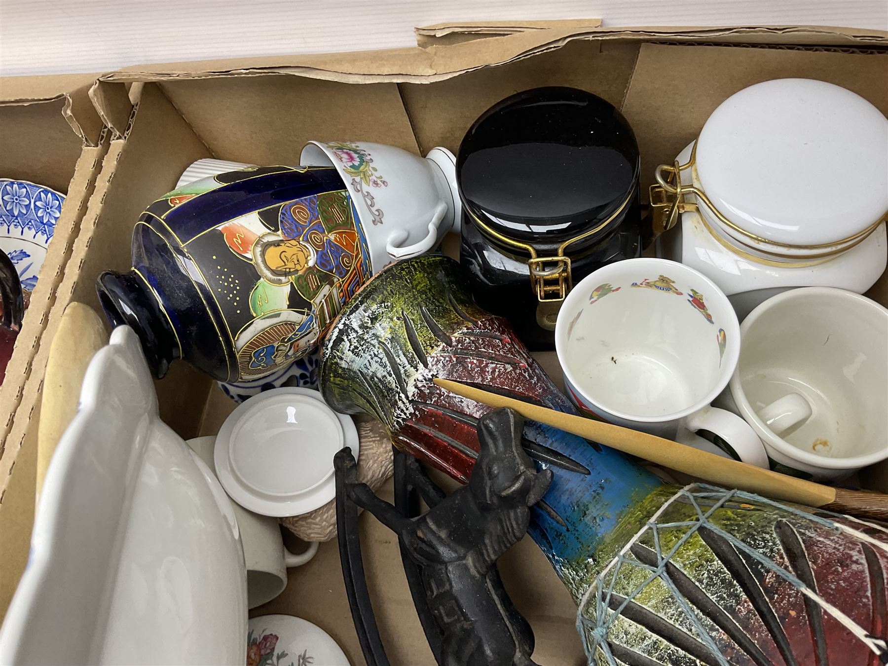 Wedgwood jasperware trinket box, commemorative ware, blue and white ceramics and a collection of other ceramics and collectables in five boxes