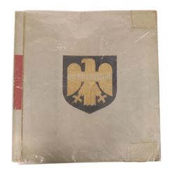 Die Reichswehr cigarette card album all complete with card