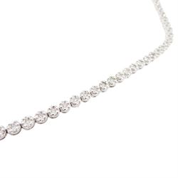 18ct gold diamond necklace, one hundred fourteen clusters, each set with seven round brilliant cut diamonds, hallmarked, total diamond weight 5.00 carat, boxed with certificate