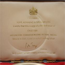 Toye, Kenning & Spencer - Limited Edition 'Wellington Commemorative Picture Medal', silver, originally gilded, with the accompanying small circular battle prints 7.8cm, with tweezers in case