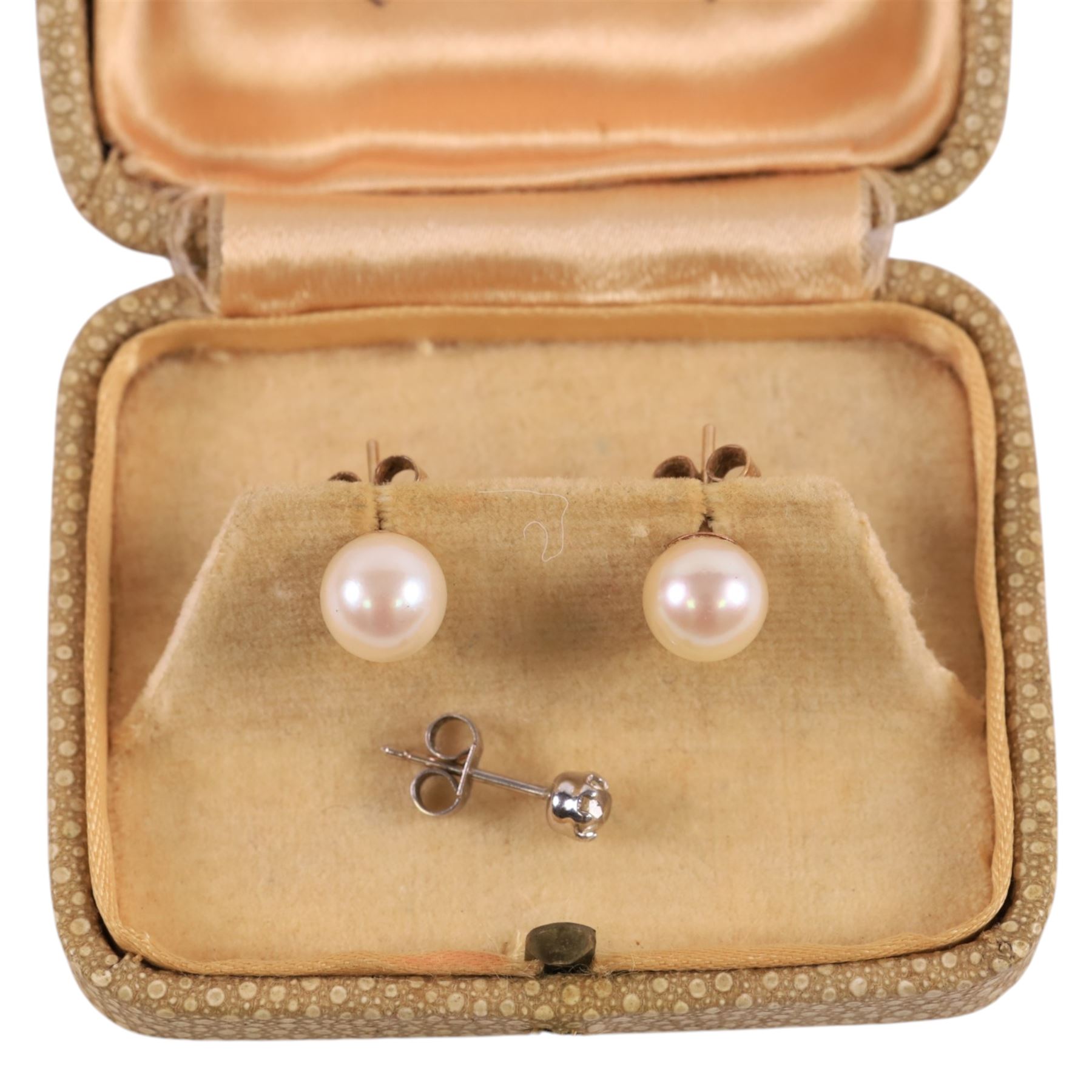 Pair of 9ct gold pearl earrings and a single 9ct white gold old cut diamond stud earring