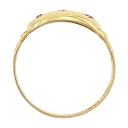 Victorian 18ct gold three stone gypsy set ruby, diamond and pink stone ring, hallmarked 
