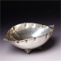 Continental 830 standard shaped rectangular shallow dish with pierced and moulded borders W18cm and an 830 standard oval dish with pierced handles W15cm