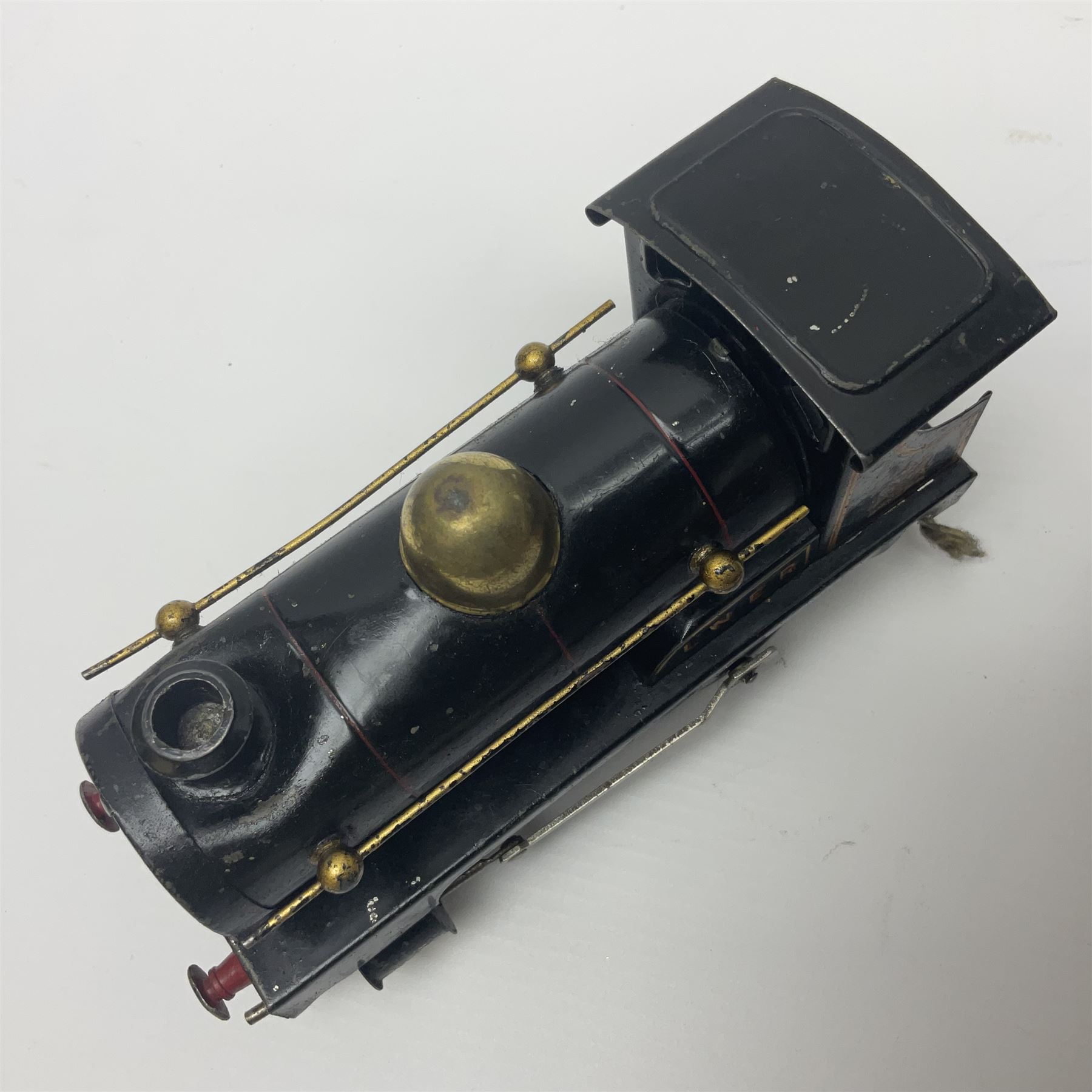 Hornby ‘0’ gauge - No. 0 Goods Set box containing clockwork LNER 0-4-0 locomotive with matching tender no.2710 in black and gold, originally from the No. 1 Goods Set; with NE open wagon, quantity of track, track clips, buffer and key 